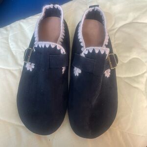 Black Women's Slip-On Mules with Trim